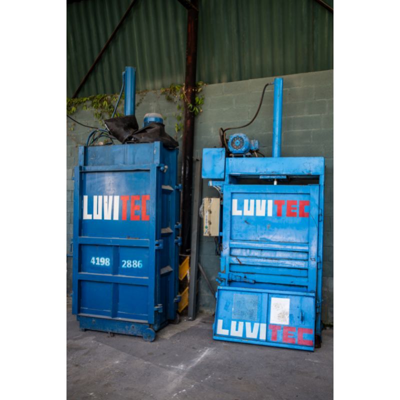Descarte correto de lixo reciclável